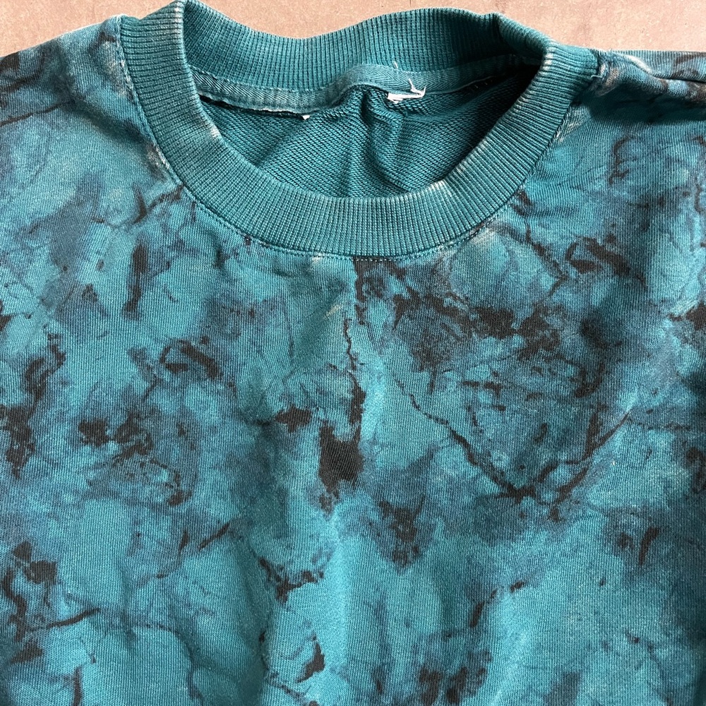 Joy Lab Teal and Black Acid Wash Cropped Sweatshirt Size XS - Picture 3 of 4